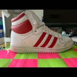 High tops top tens